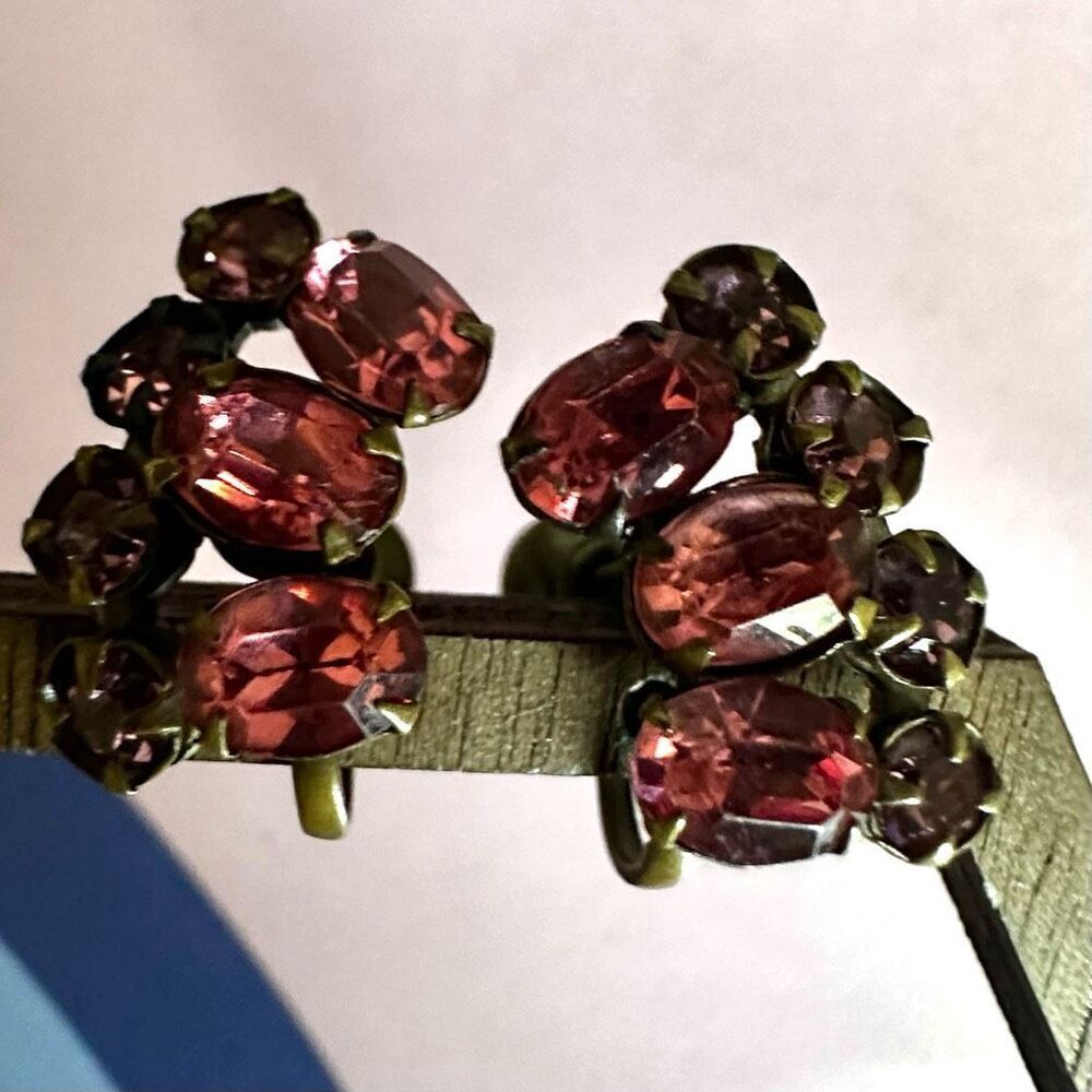 Pink rhinestone brass clip on earrings - Picture 2 of 8
